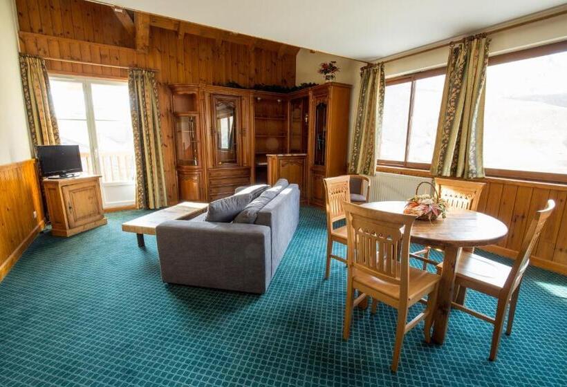 חדר סטנדרט לארבעה, Lautaret Lodge & Spa