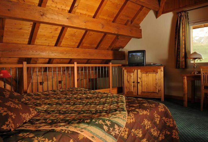 חדר סטנדרט לארבעה, Lautaret Lodge & Spa