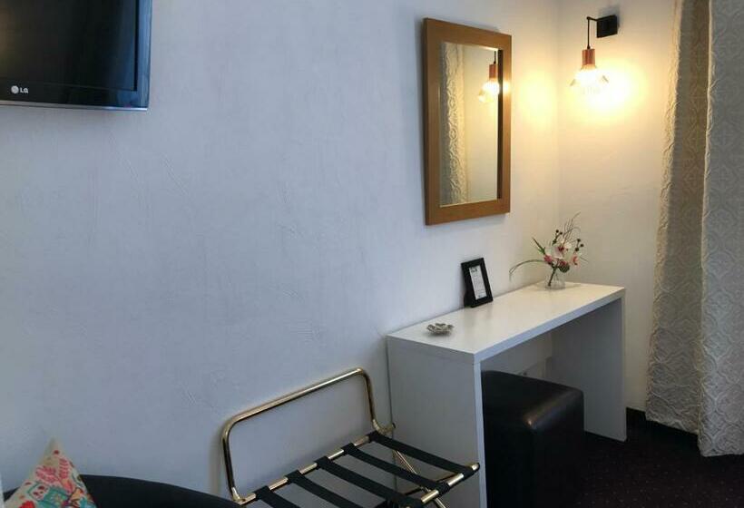 스탠다드 룸, L'avenue