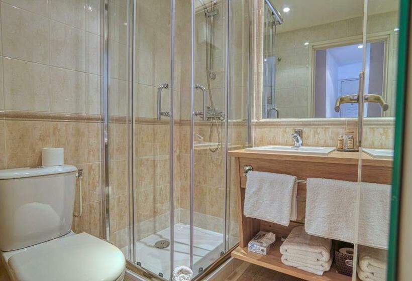 스탠다드 룸, L'avenue