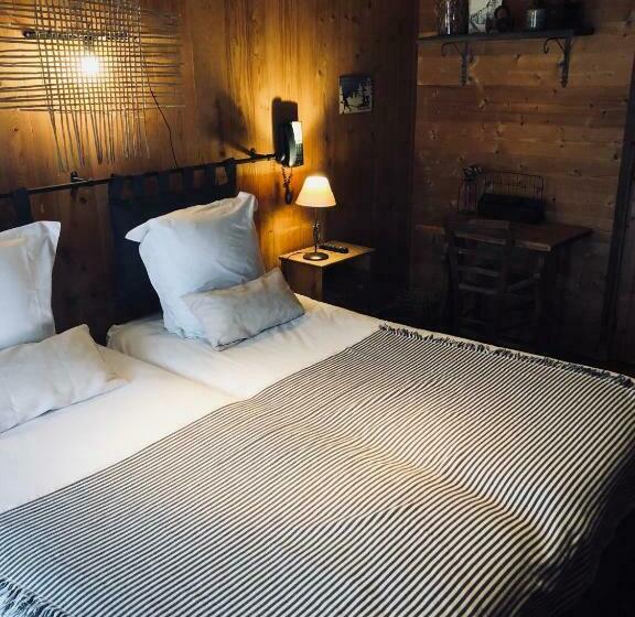 غرفة قياسية مطلة على الجبل, Le Coin Savoyard