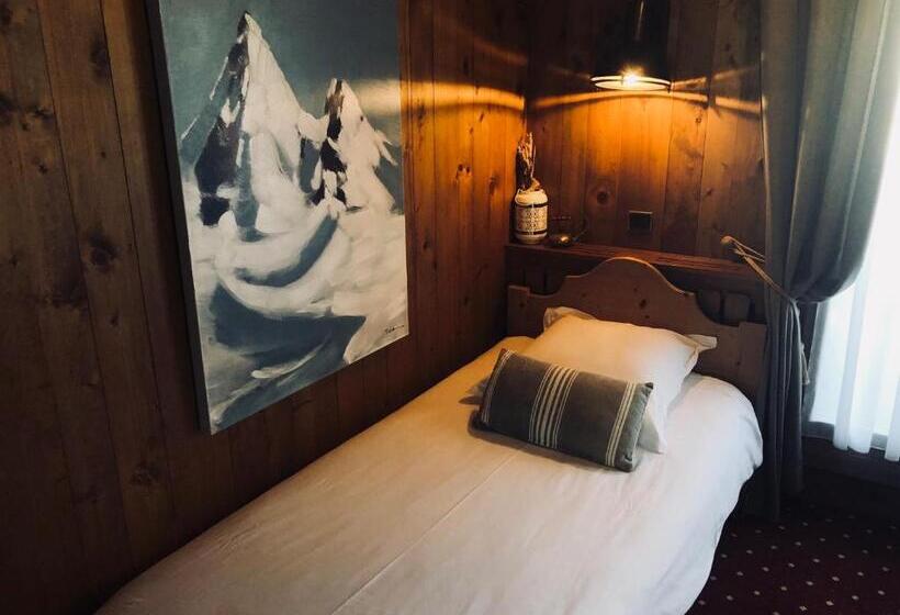 غرفة قياسية ثلاثية, Le Coin Savoyard