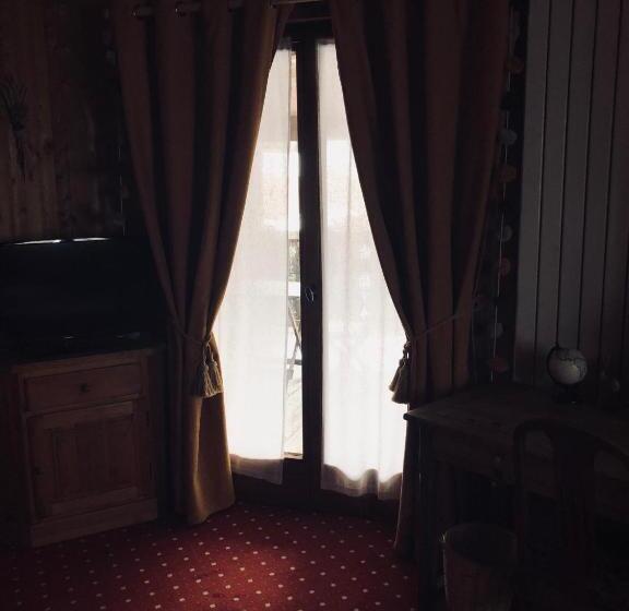 غرفة سوبيريور ثلاثية, Le Coin Savoyard