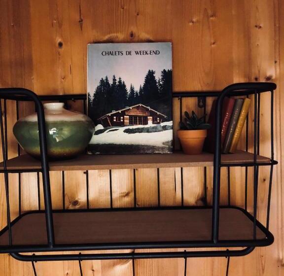 غرفة قياسية ذات أسقف منحدرة, Le Coin Savoyard