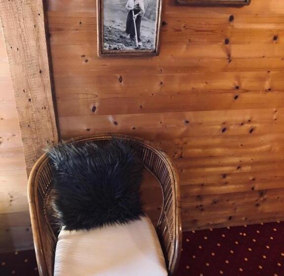 غرفة سوبيريور ثلاثية, Le Coin Savoyard