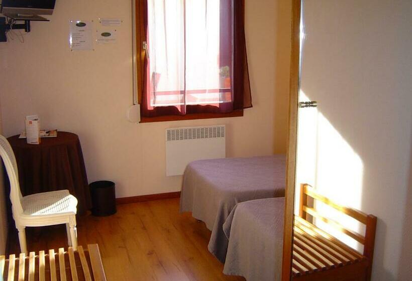 غرفة قياسية فردية, Le Magiot