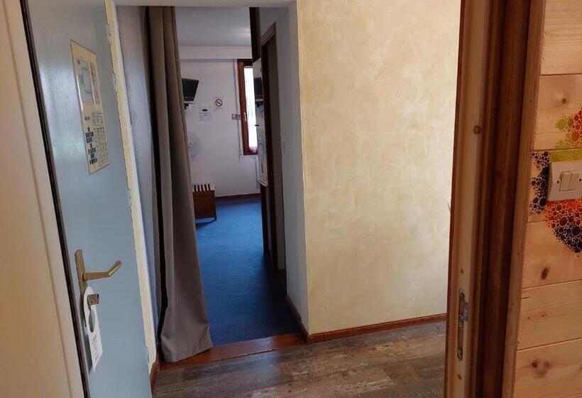 غرفة عائلية, Le Magiot