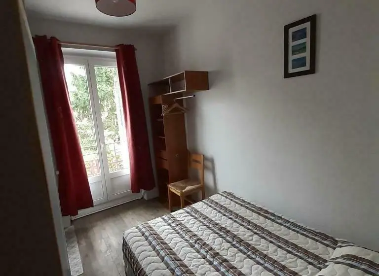 اتاق اکونومی با حمام مشترک, Les 4 Montagnes