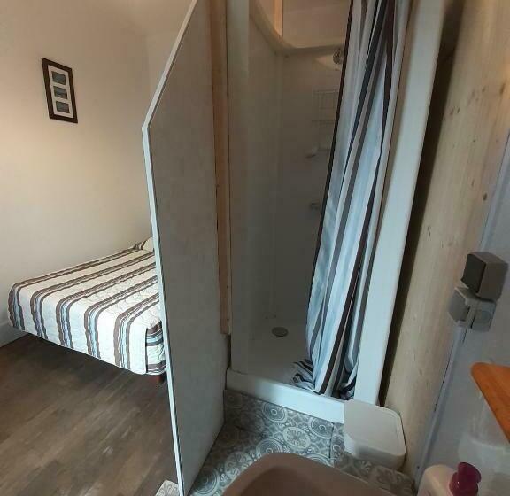 이코노미 룸 공용욕실, Les 4 Montagnes