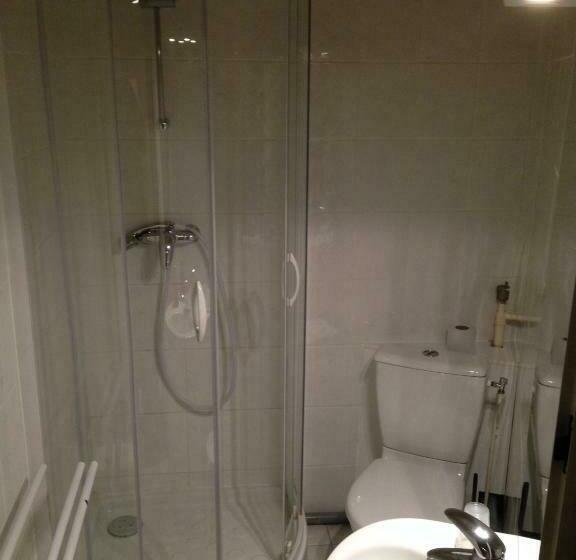 4인용 스탠다드 룸, Les 4 Montagnes