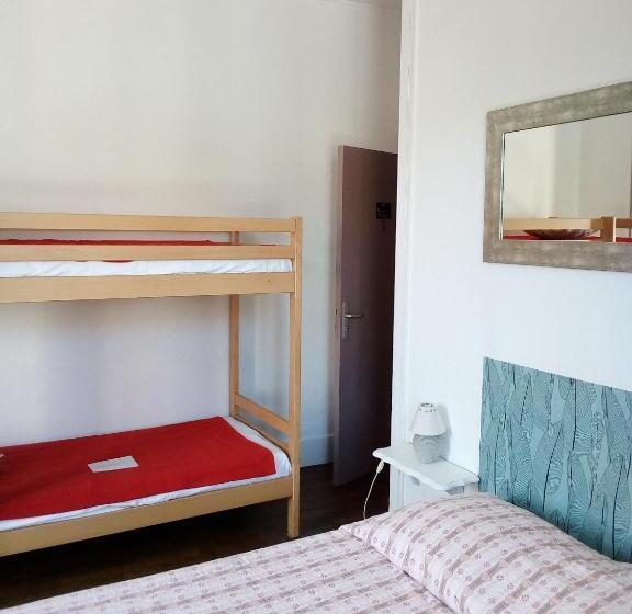 4인용 스탠다드 룸, Les 4 Montagnes