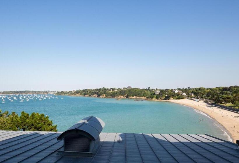 オーシャンビュースタンダードルーム, Restaurant Hotel Didier Méril