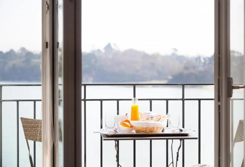 Perhesviitti, Restaurant Hotel Didier Méril