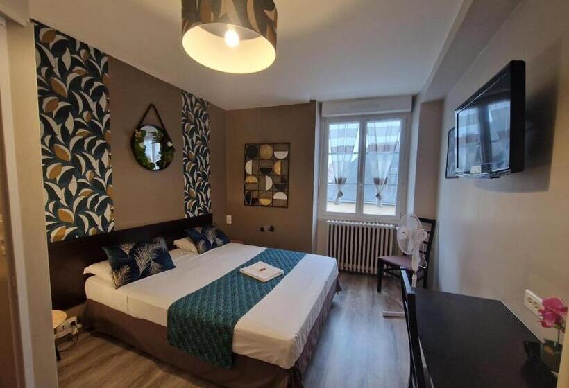 高级大房间, Saint François Précigné Soirée étape Sur Demande Proche Sablé Sur Sarthe