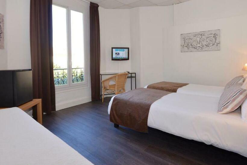 Quarto Triplo Estandar, Select