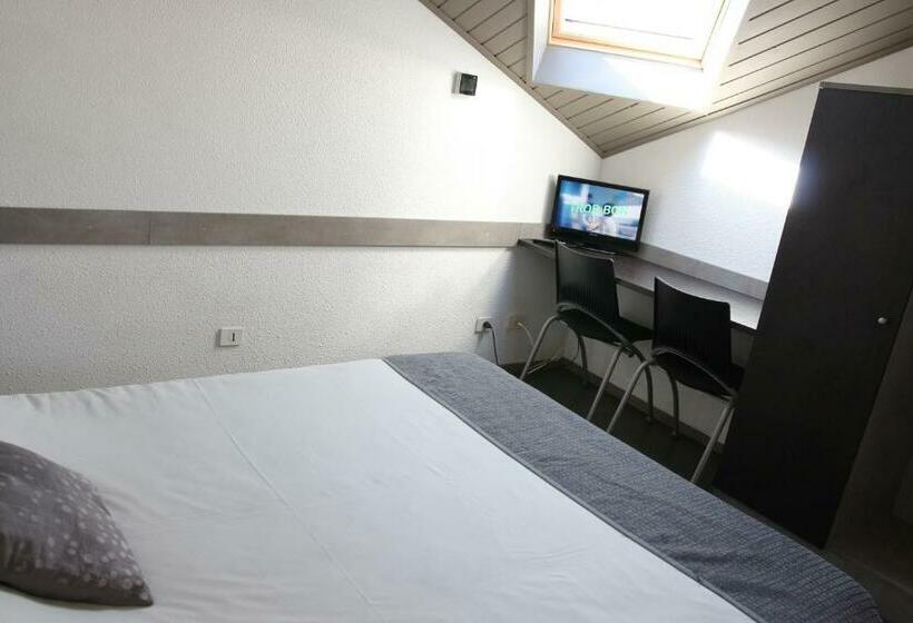 اتاق استاندارد, Motel Du Val André