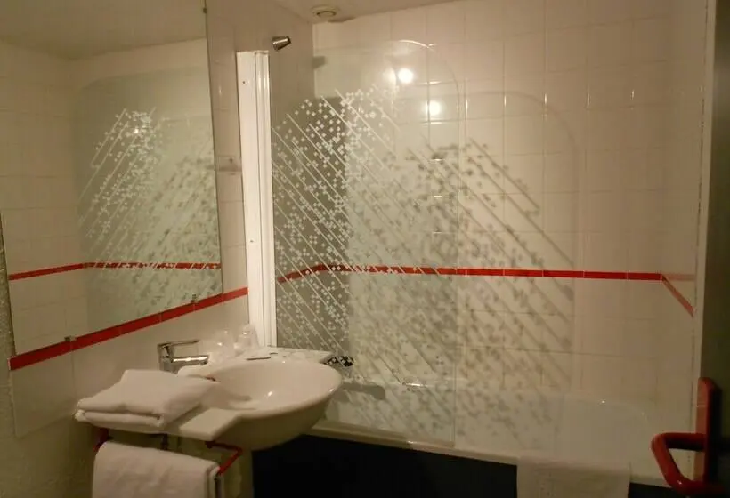 スタンダードルーム, Motel Du Val André