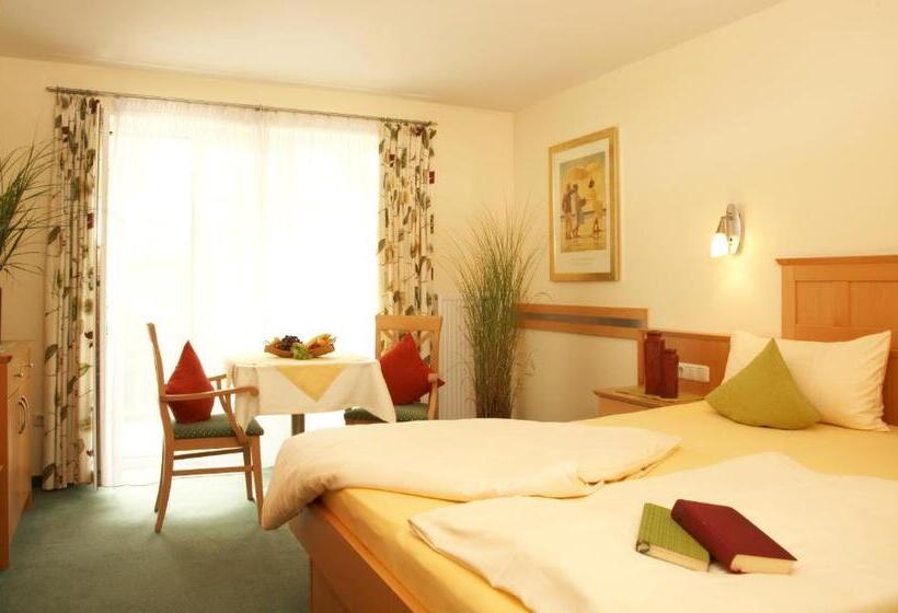 Standard Room with Balcony, Apart Hotel Pension Roßmayer