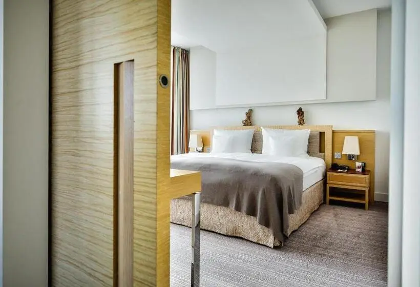 Suite with Terrace, Budersand Hotel   Golf & Spa   Sylt