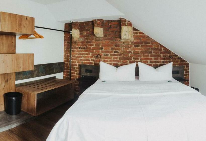 スタンダードシングルルーム, Burghotel Pass