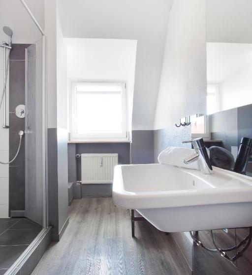 １ベッドルームアパートメント, Five Reasons Hostel &