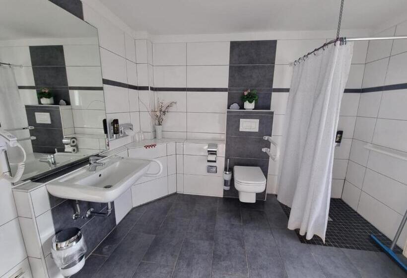 Дом 2 Спальни, Forsthaus Ferienhotel Am Dobrock
