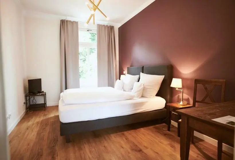 スタンダードルーム, Gutshotel Baron Knyphausen