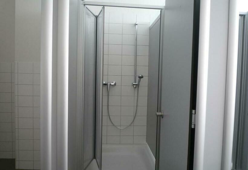 Номер Стандарт Индивидуальный Совместная Ванная, Hostel Stralsund