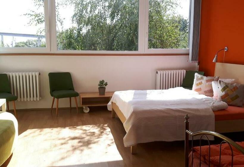 Номер Стандарт Четырехместный Совместный Санузел, Hostel Stralsund