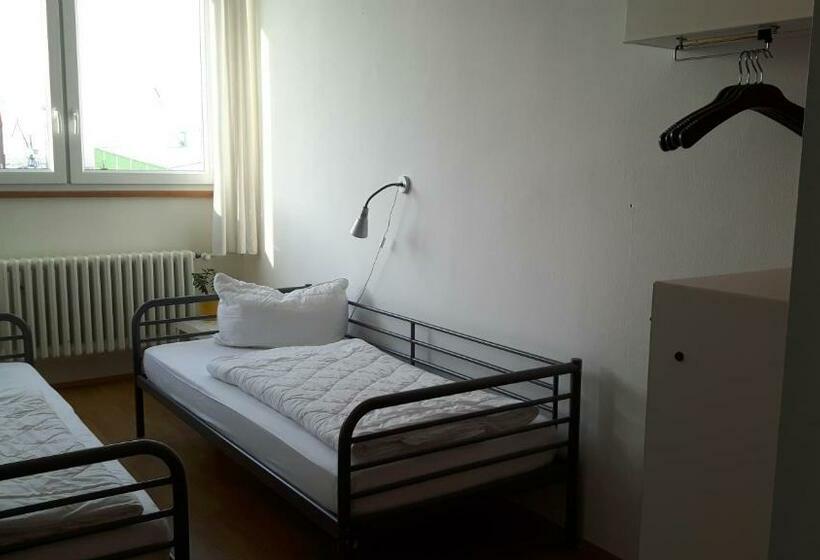 Номер Стандарт Индивидуальный Совместная Ванная, Hostel Stralsund