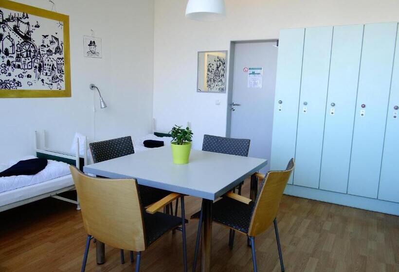 Номер Стандарт Четырехместный Совместный Санузел, Hostel Stralsund