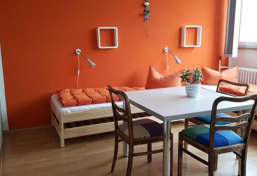 Трехместный Номер Стандарт Совместная Ванная, Hostel Stralsund