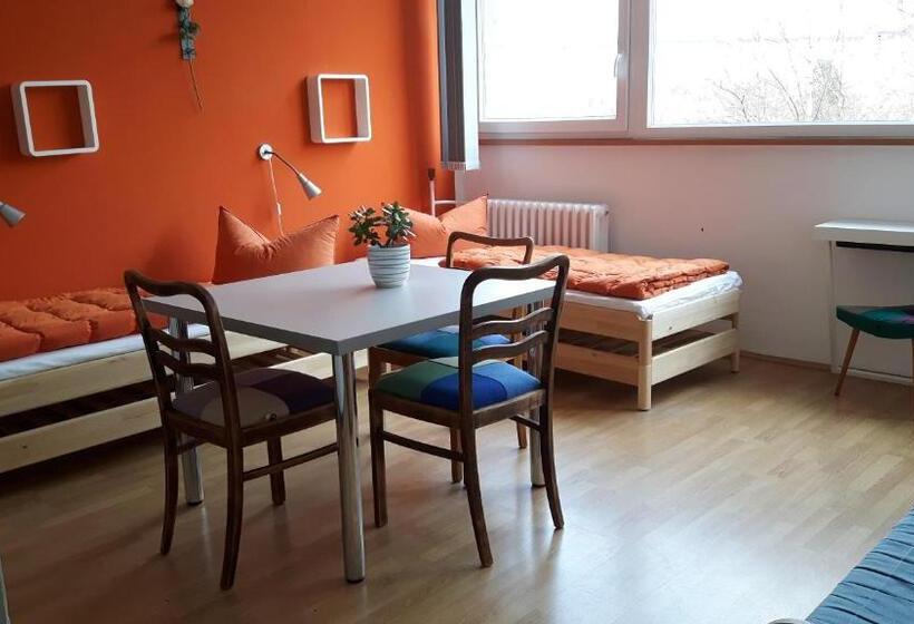 Трехместный Номер Стандарт Совместная Ванная, Hostel Stralsund