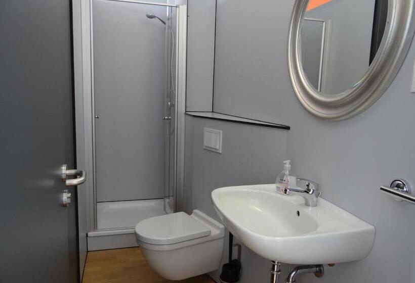 Номер Стандарт, Hostel Stralsund