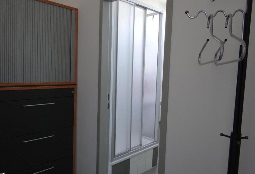 Апартаменты 1 Спальня, Hostel Stralsund