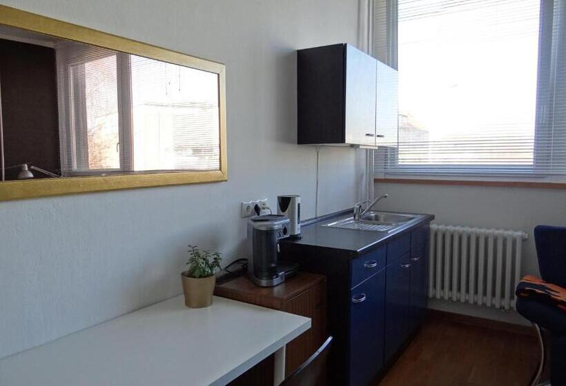 Апартаменты 1 Спальня, Hostel Stralsund