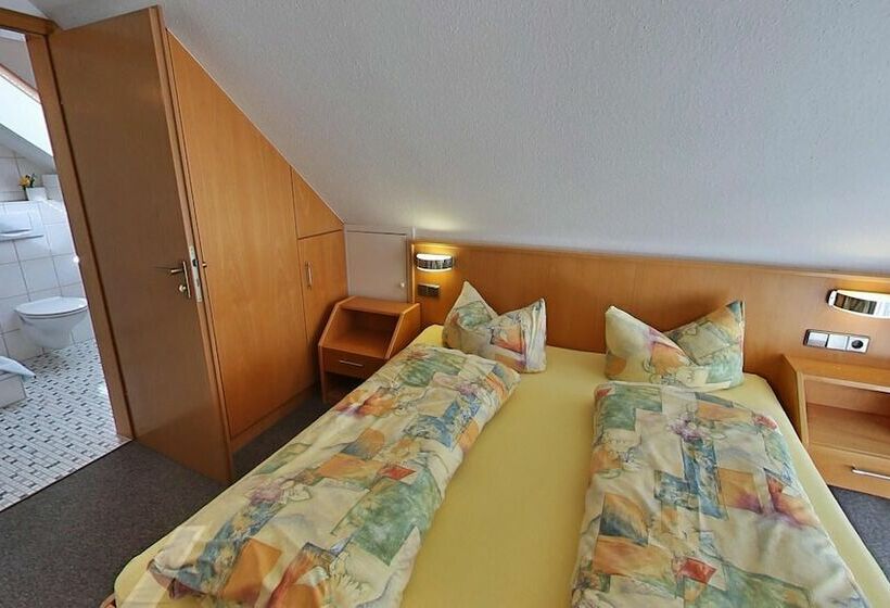 스탠다드 룸, Am Hirschpark