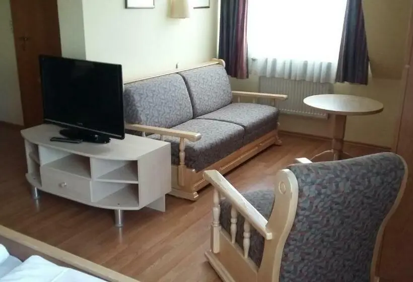 Quarto Comfort, Angerer