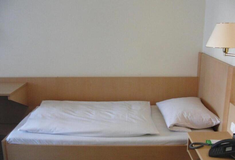 스탠다드 싱글 룸, Angerer