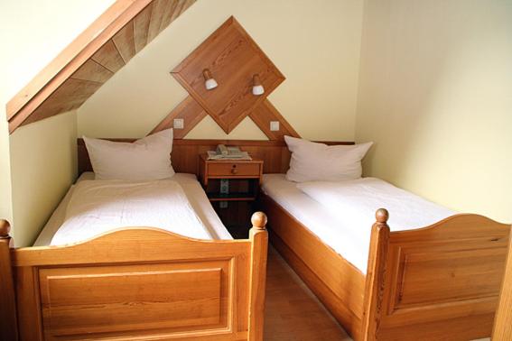 Номер Стандарт, Bayerischer Hof Rehlings