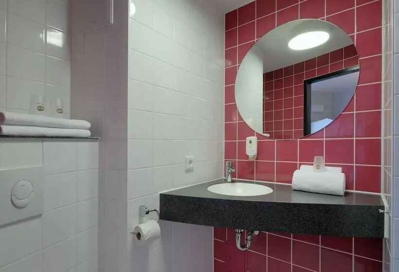 Standard Kolmen Hengen Huone, B&b Hotel Heidelberg