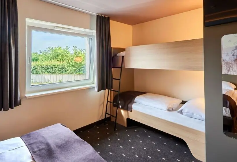 Perhehuone, B&b Hotel Heidelberg