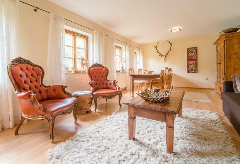 Apartamento 2 Dormitórios, Berggasthof Butzn Wirt