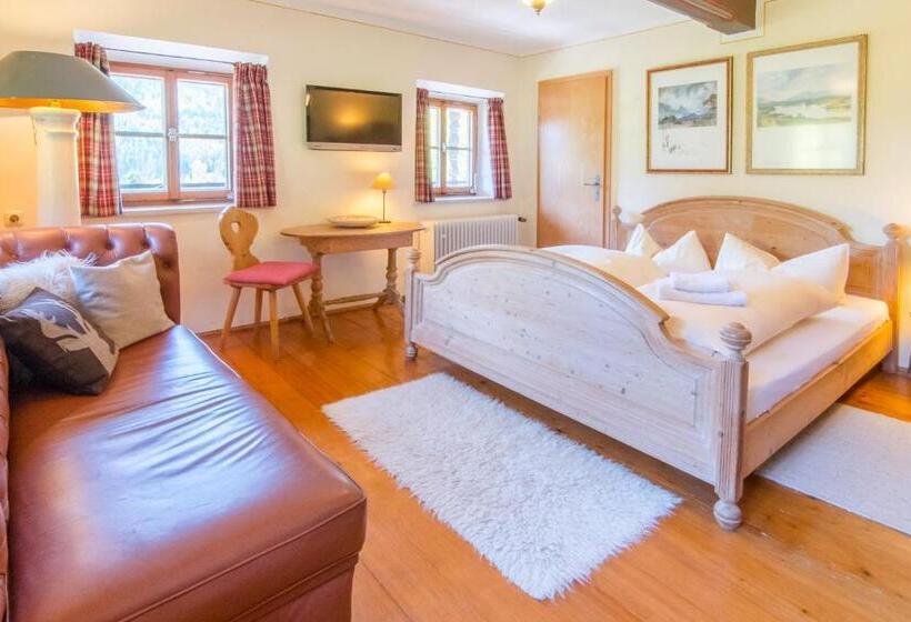 스탠다드 룸 산 전망, Berggasthof Butzn Wirt