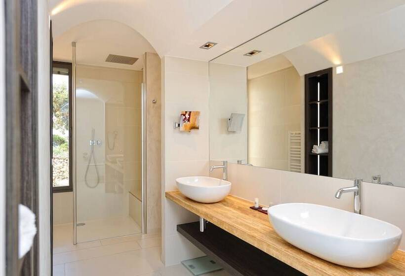 Люкс Премиум, Cala Di Greco