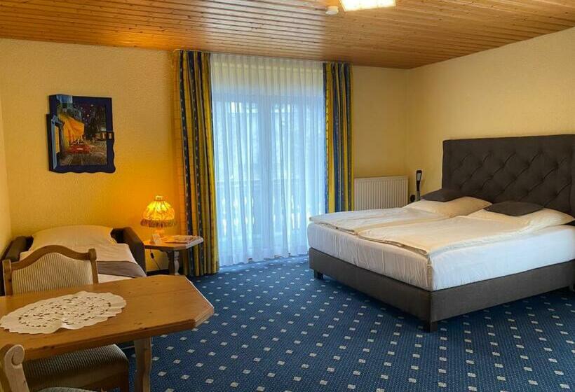 إستديو قياسى مزود بشرفة, Gästehaus Forellenhof