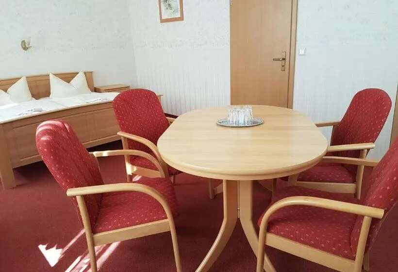 スタンダード４人部屋, Garni Dekorahaus