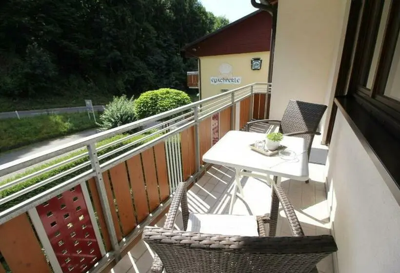 Standard-huone Parveke, Gasthof Eyachperle