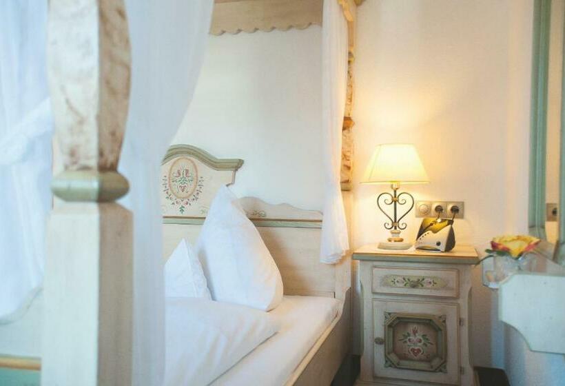 غرفة سوبيريور, Gasthof Zum Weyssen Rössle