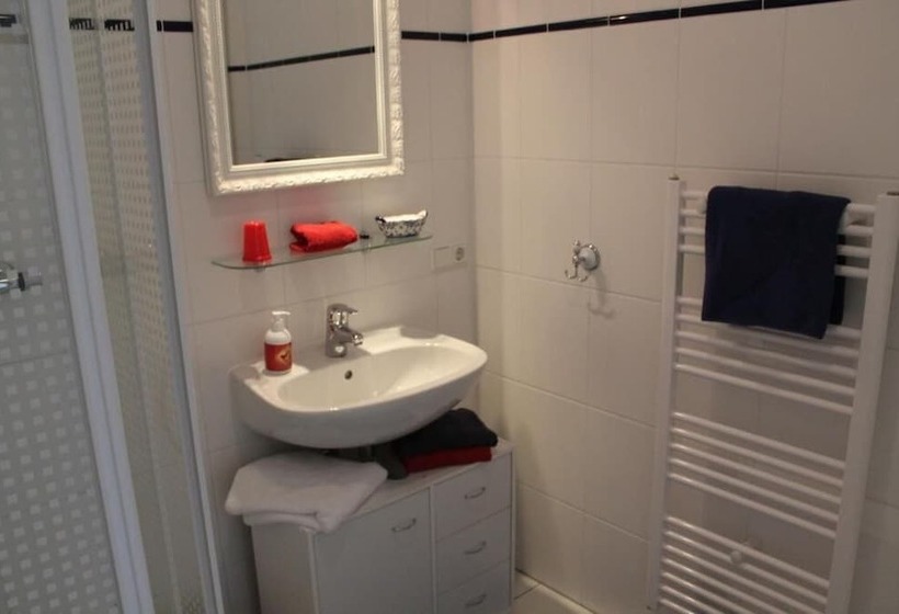 اتاق استاندارد, Groote Engel